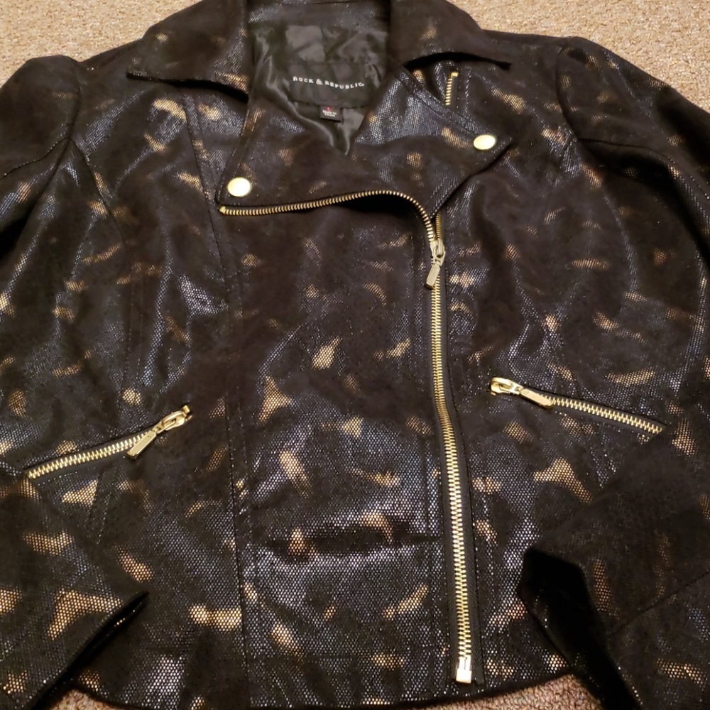 Jacket - Picture 3 of 5